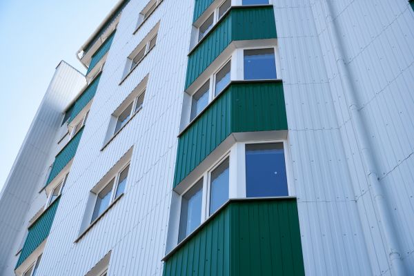 Corrugated Metal Siding Repair in Bainbridge Island